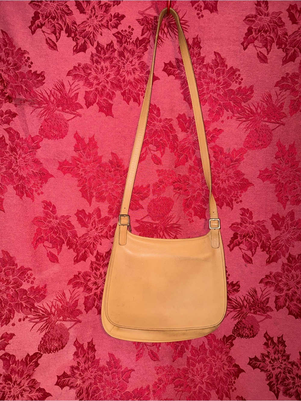 Vintage Coach Hippie Crossbody bag